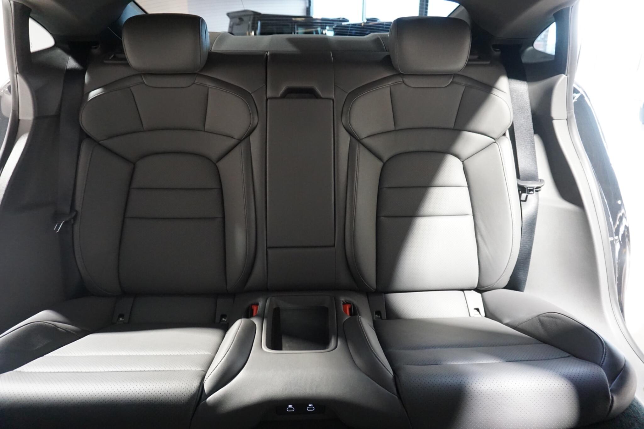 Porsche Taycan Performance Plus 93.4kWh 4S Saloon 4dr Electric Auto 4WD (571 ps)